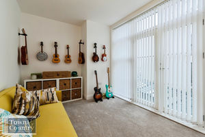 WATERSIDE MARINA- click for photo gallery